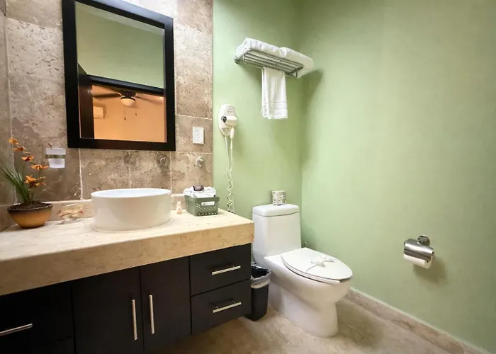 Full Remodeled Ocean View 2bdrs At Elfaro By Dpm *